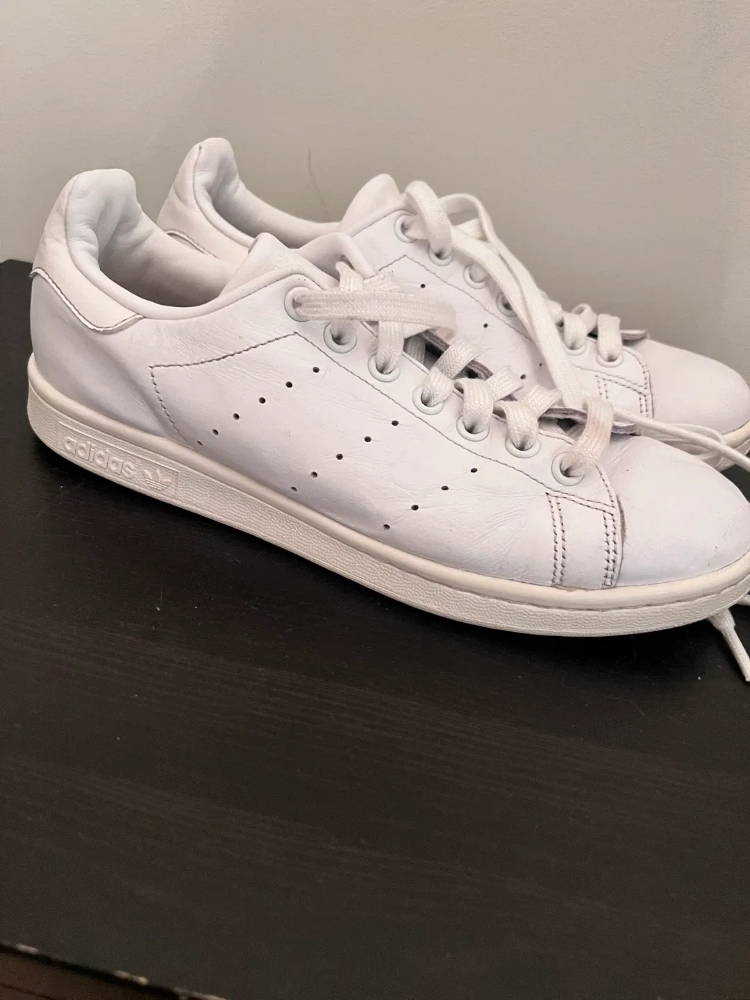 Adidas Stan Smith White Sneakers - US 8 image indicator(2)