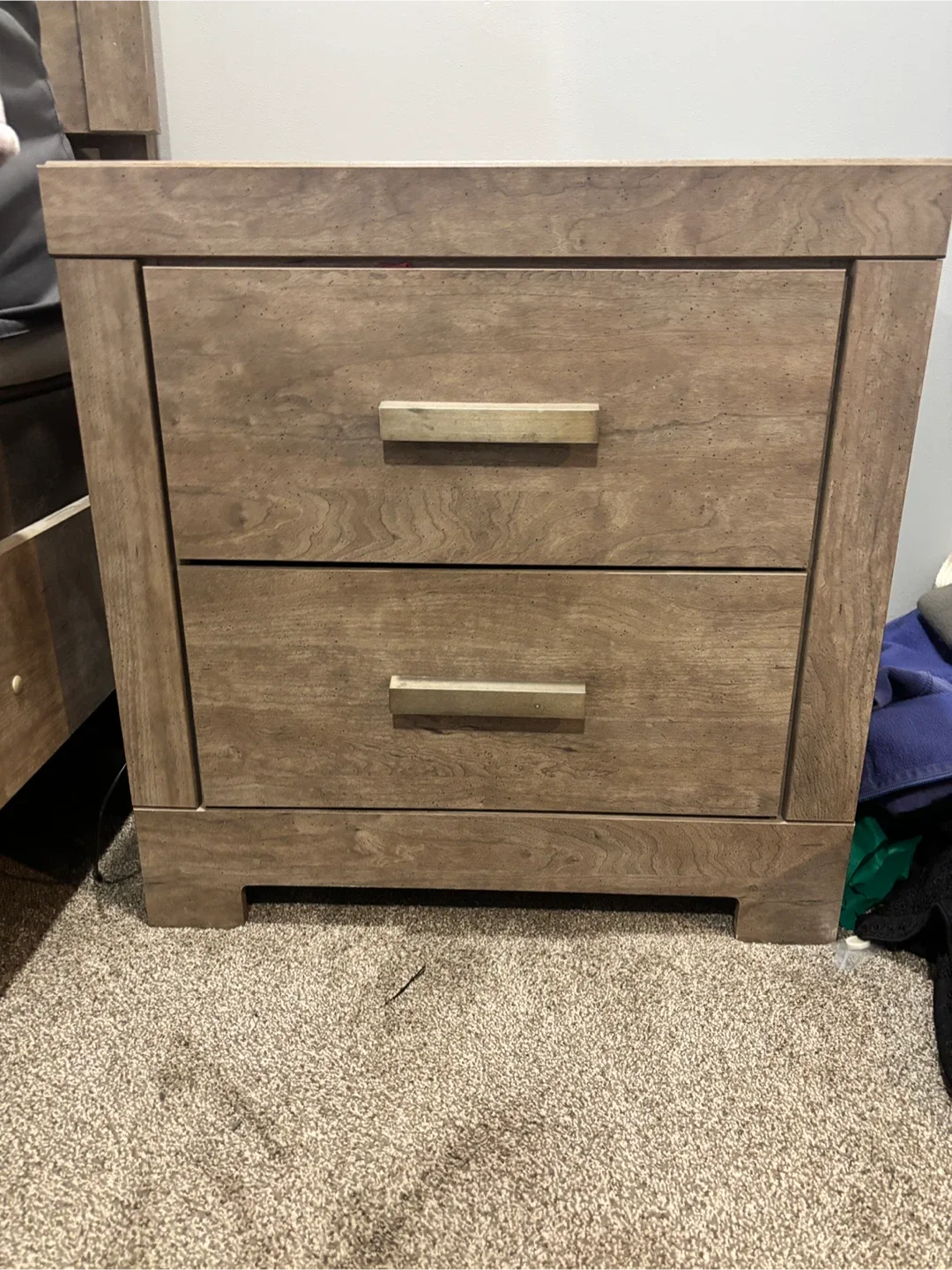 Ashley’s furniture bed set-king image indicator(4)