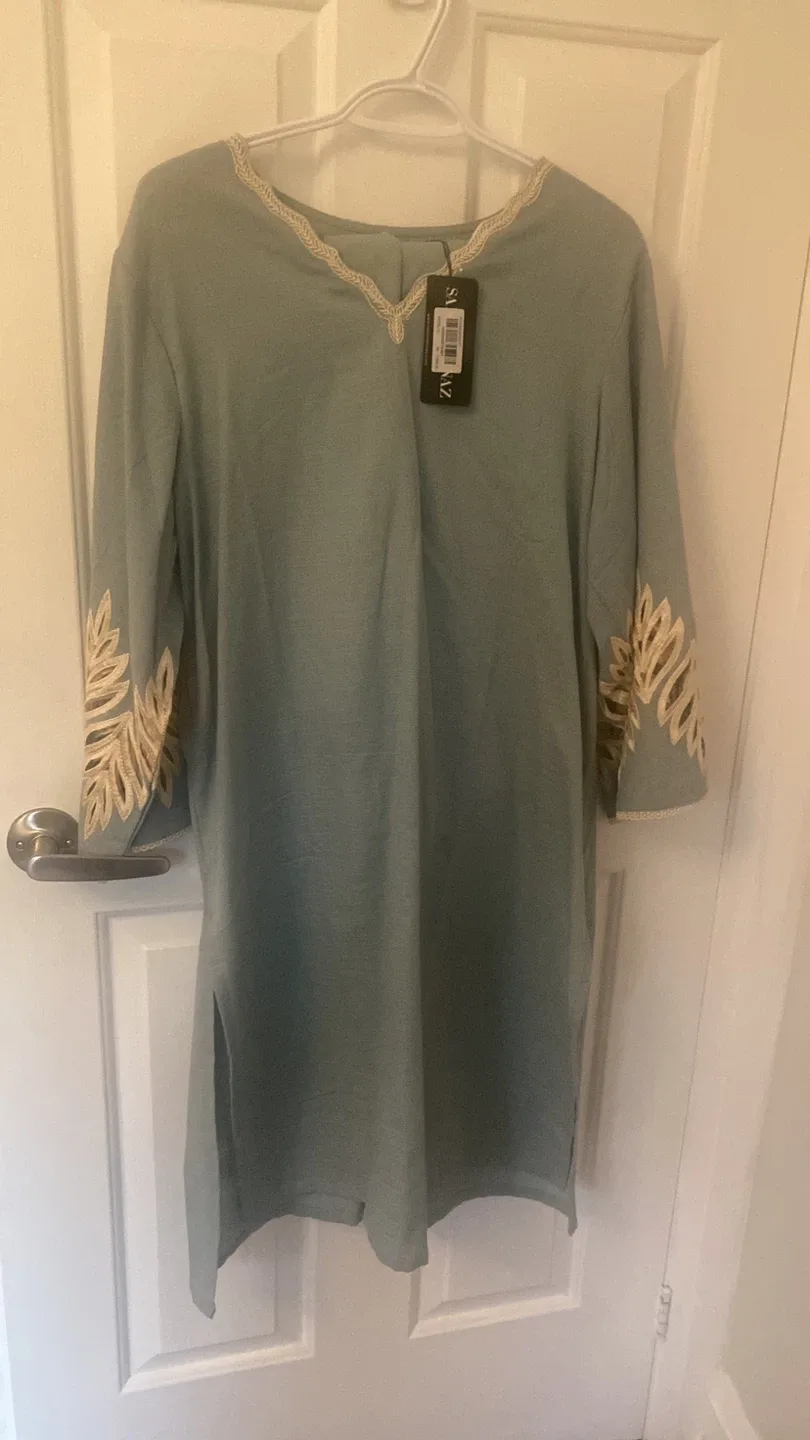 Salwar Kameez - Traditional Outfit image indicator(5)