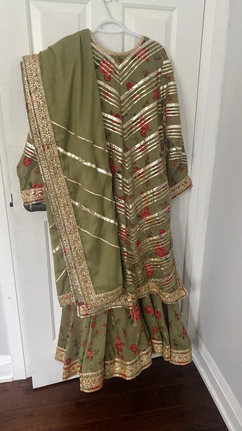 Salwar Kameez - Traditional Outfit