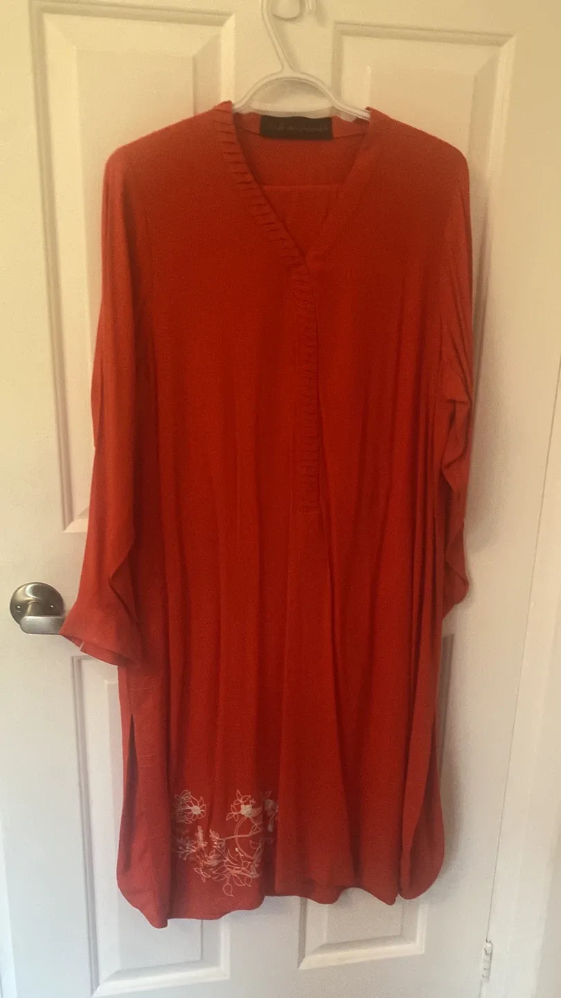 Salwar Kameez - Traditional Outfit image indicator(7)