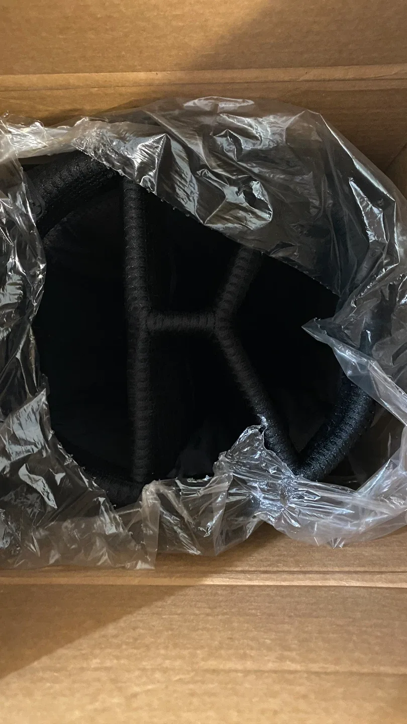 Scotty Cameron 2023 Charcoal Pathfinder Stand Bag image indicator(7)