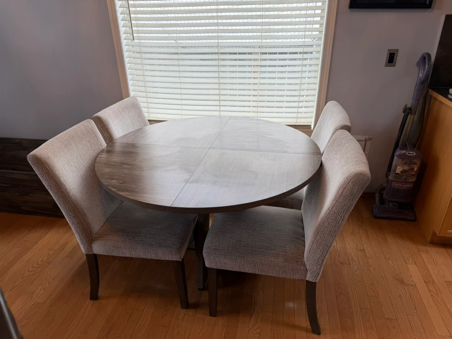 Dining Chairs - Set of 4 - photo 2