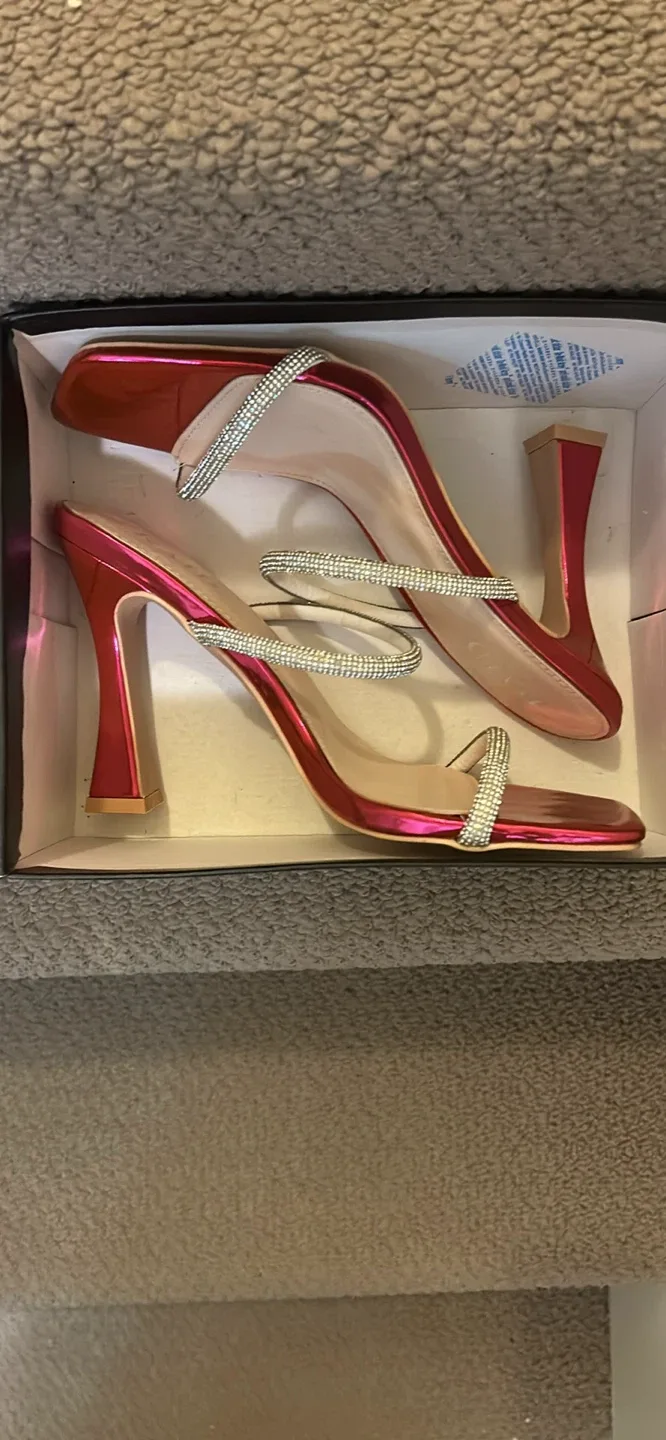 Shoe lot image indicator(2)