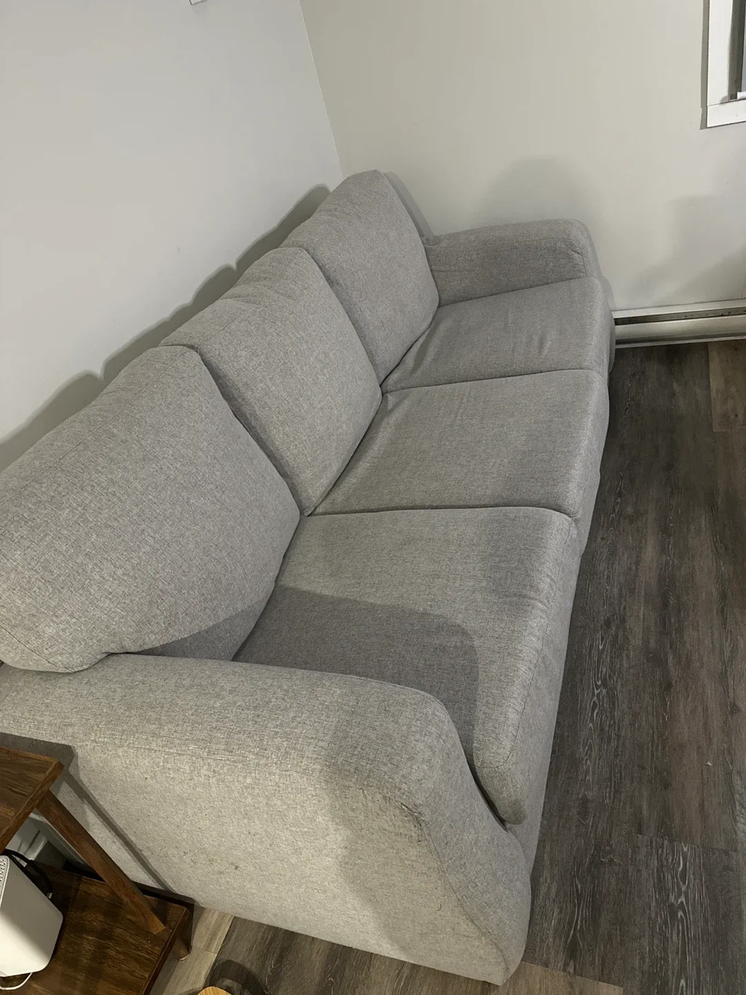 Sofa - Light Gray (Leon's) image indicator(2)