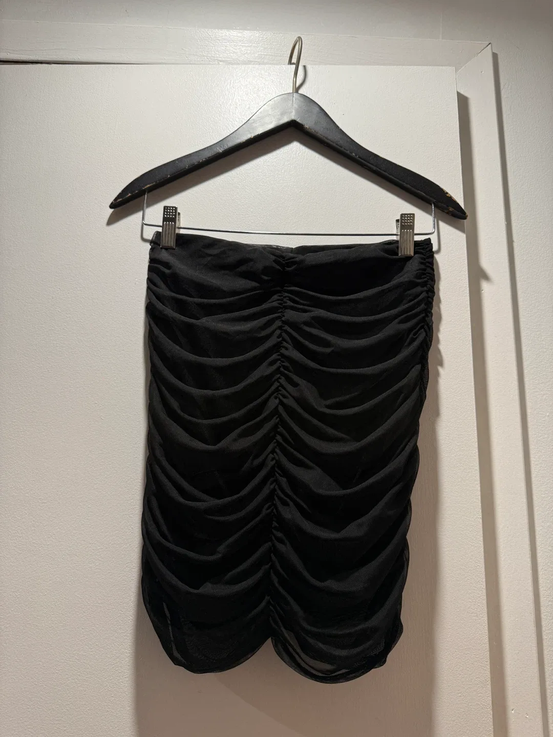 Fashion nova top, green lingerie and sweater image indicator(3)