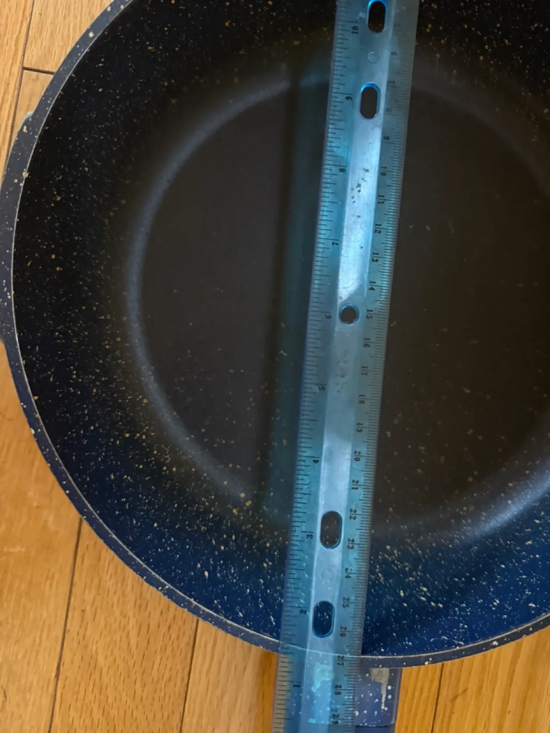 Pedrini Non-Stick Frying Pan 🥕 image indicator(3)