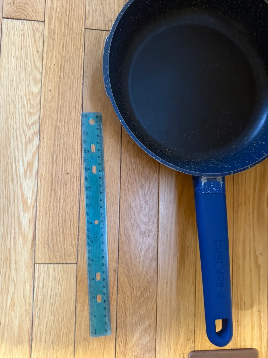 Pedrini Non-Stick Frying Pan 🥕 image indicator(4)