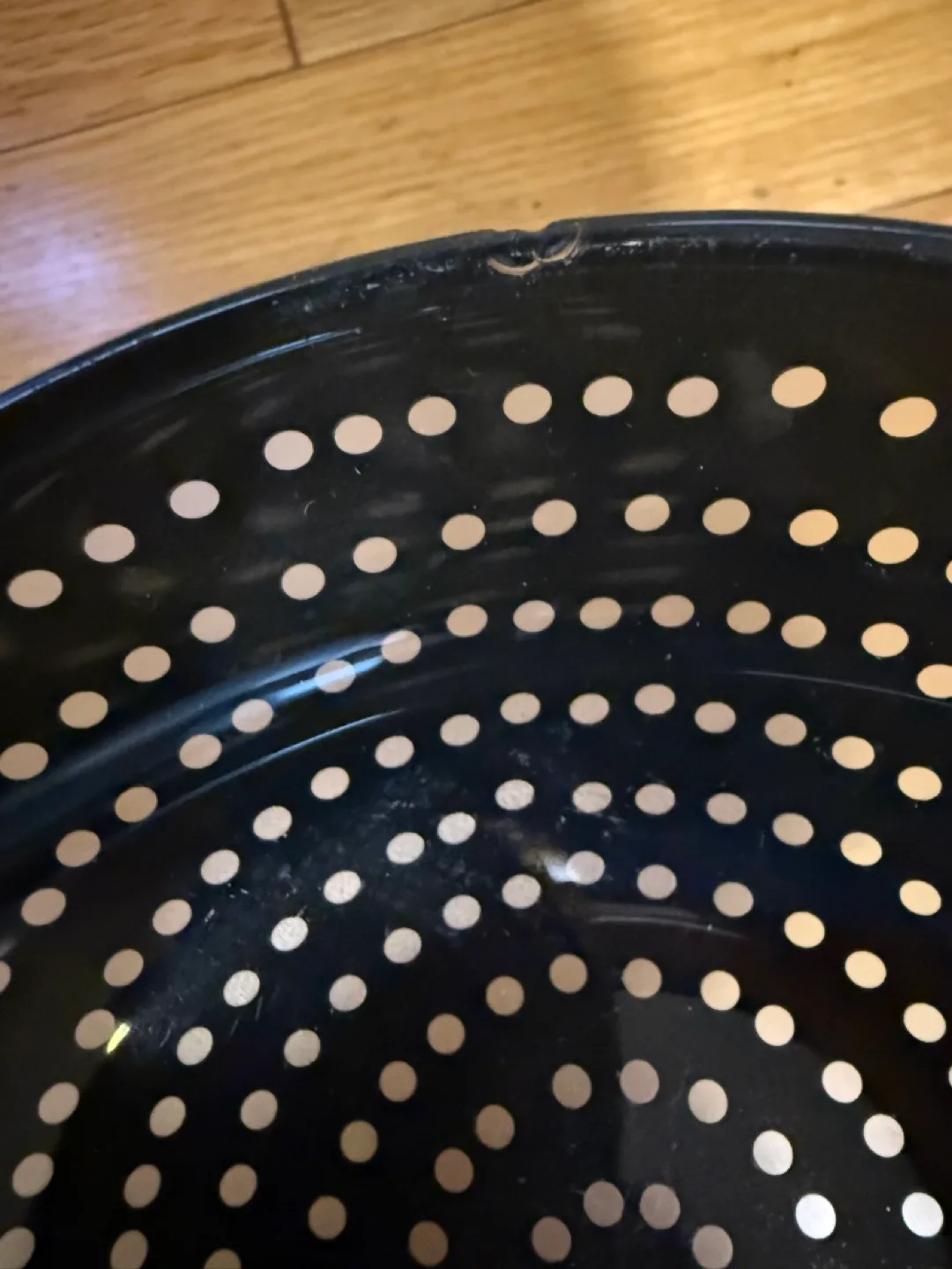 Black Bowl with White Dots 🥕 thumbnail