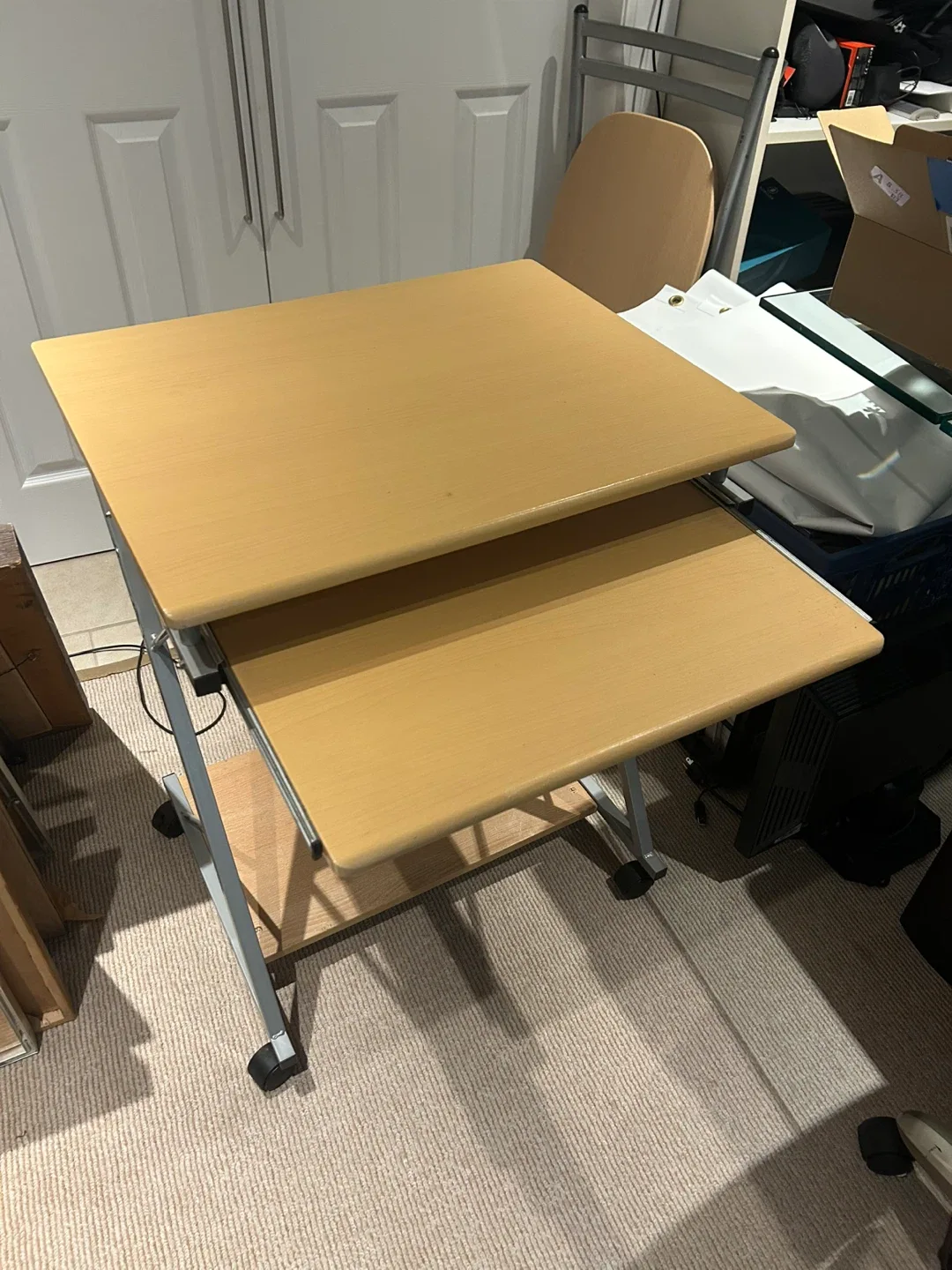 Adjustable Drafting Table with Wheels image indicator(3)
