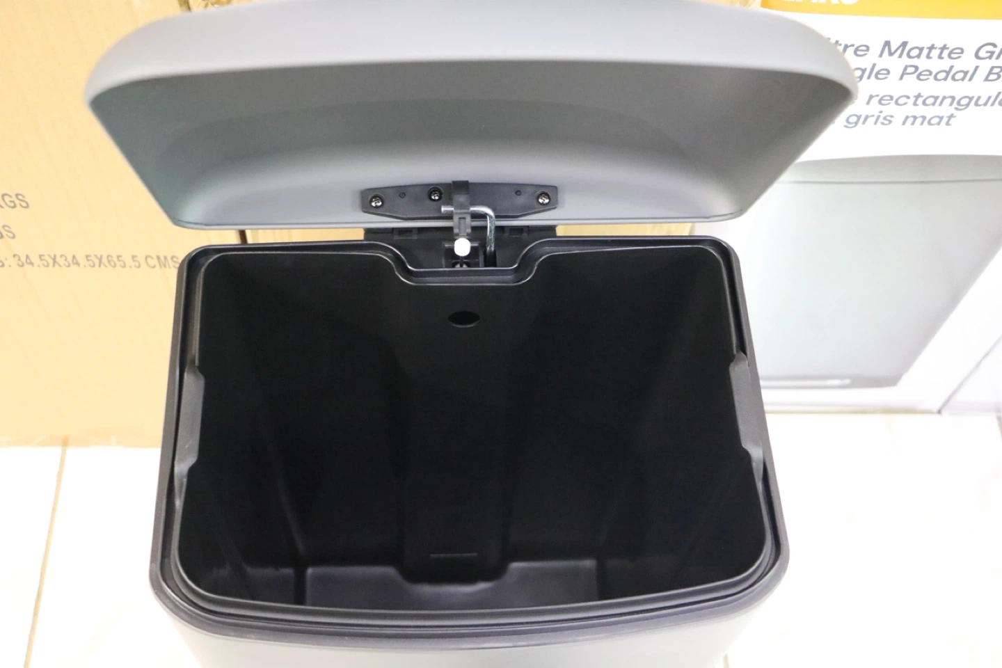 30L Garbage Bin Pedal Bin - photo 4