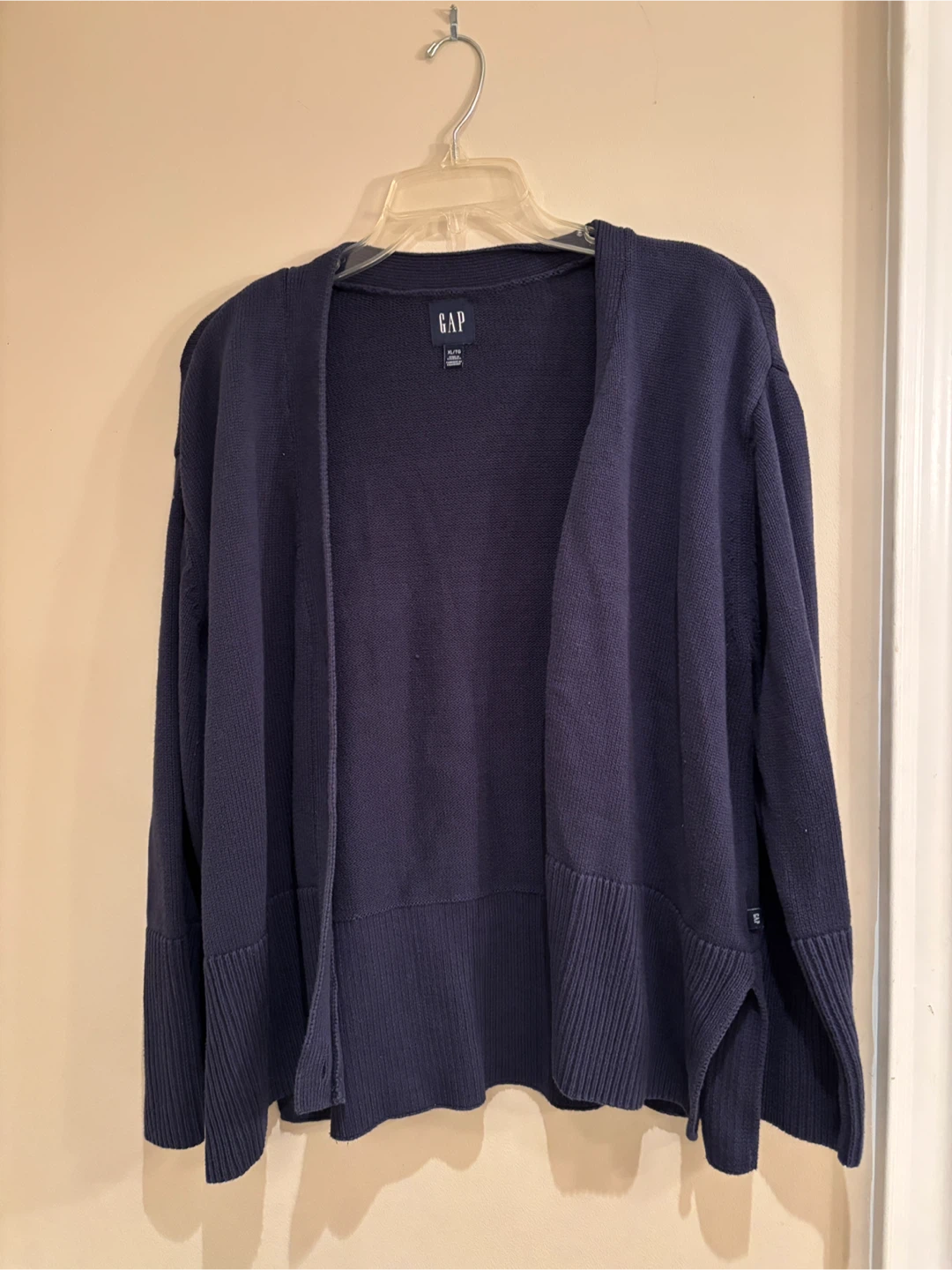 Gap Cardigan - XL - Navy Blue 🥕