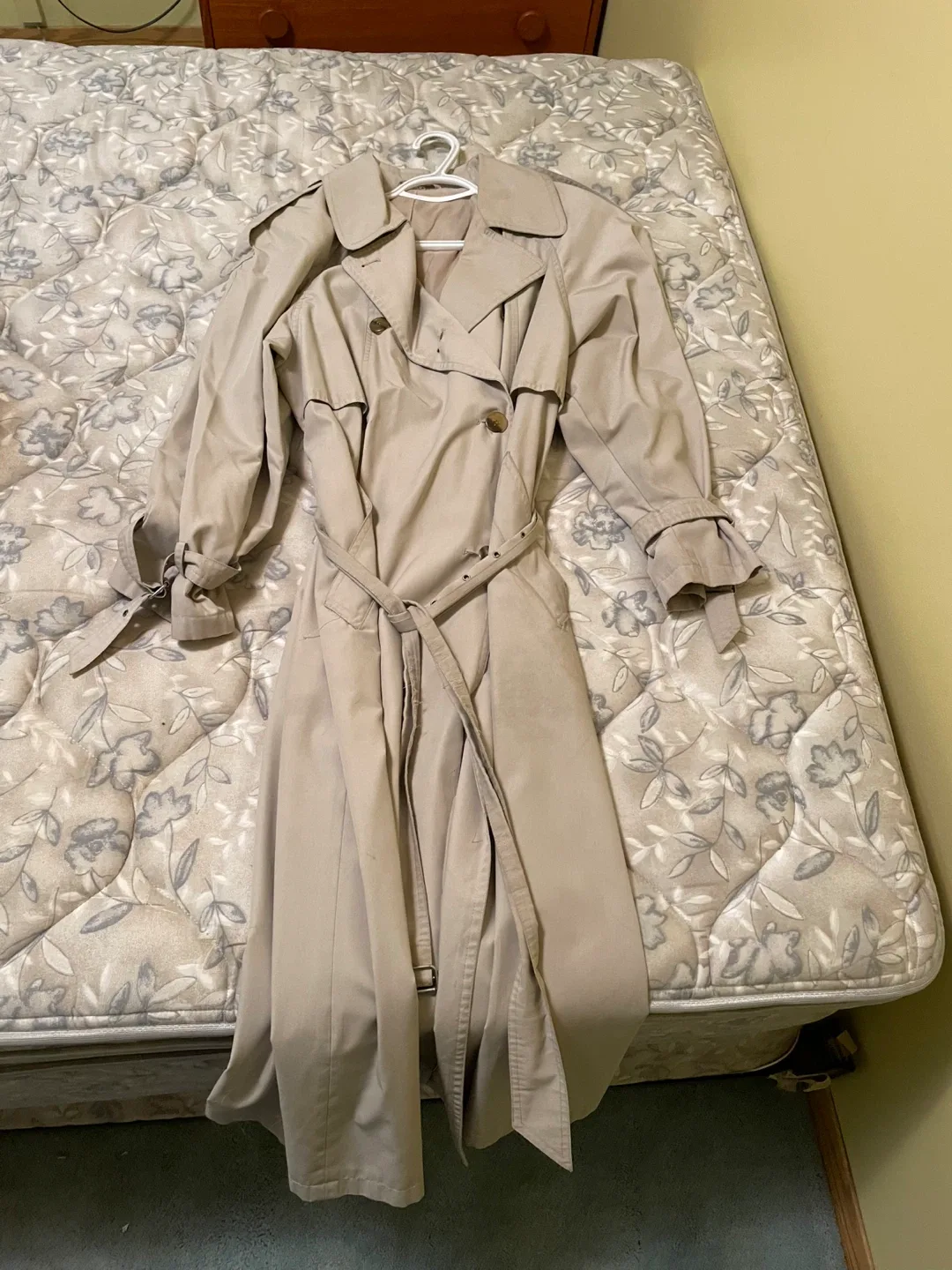 Ladies Trench Coat thumbnail