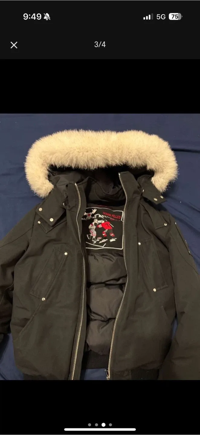 Moose Knuckles Black Bomber Jacket image indicator(4)