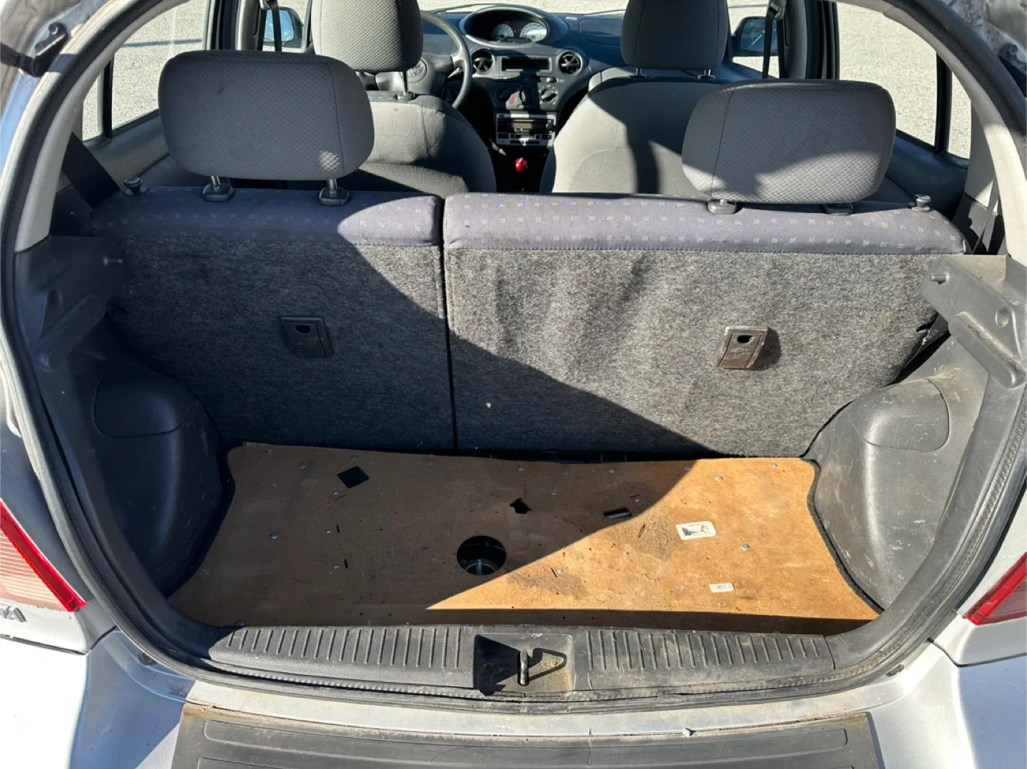 Toyota Echo - Silver image indicator(4)