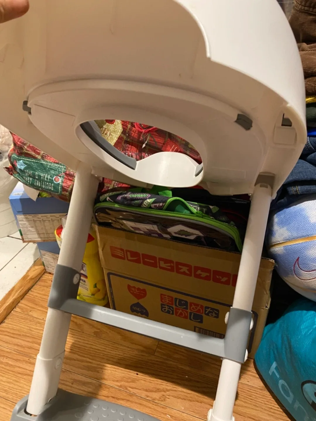 Potty Training Seat with Step Stool Ladder image indicator(7)