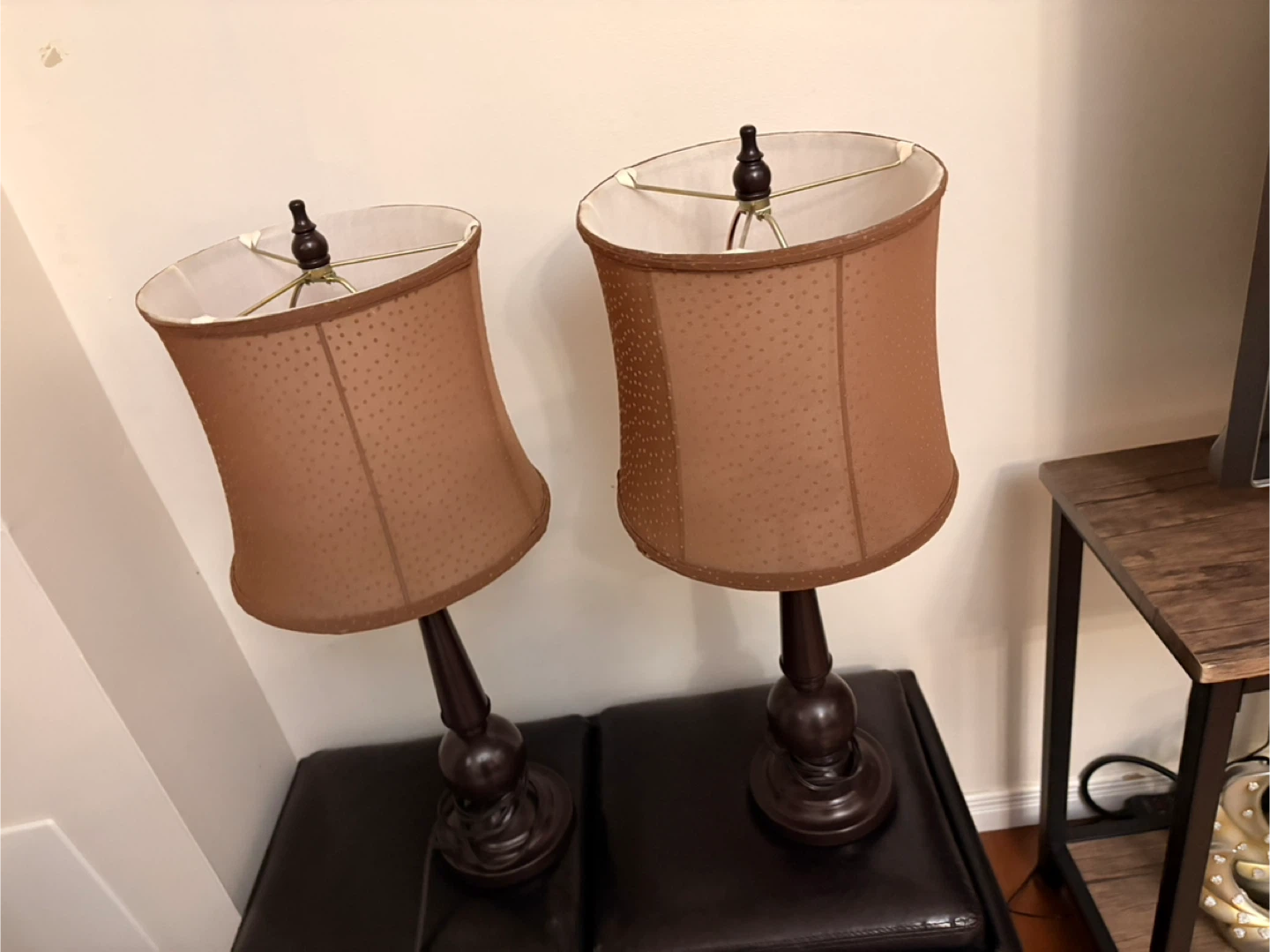 Pair of Brown Table Lamps - photo 3