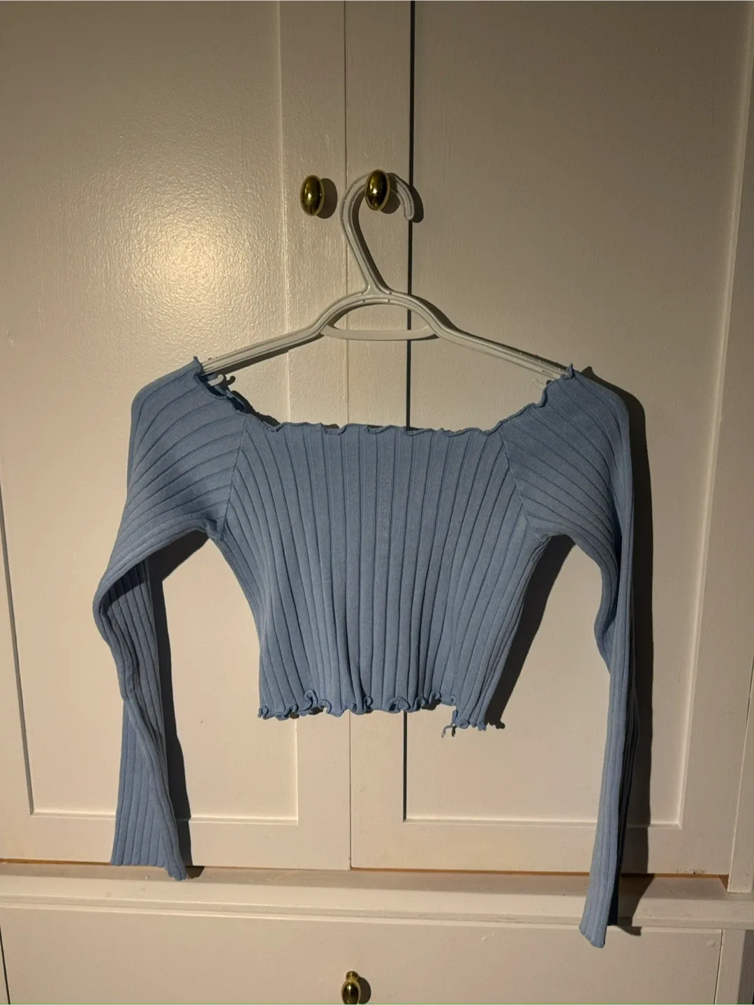 Blue Ribbed Off-the-Shoulder Crop Top image indicator(2)