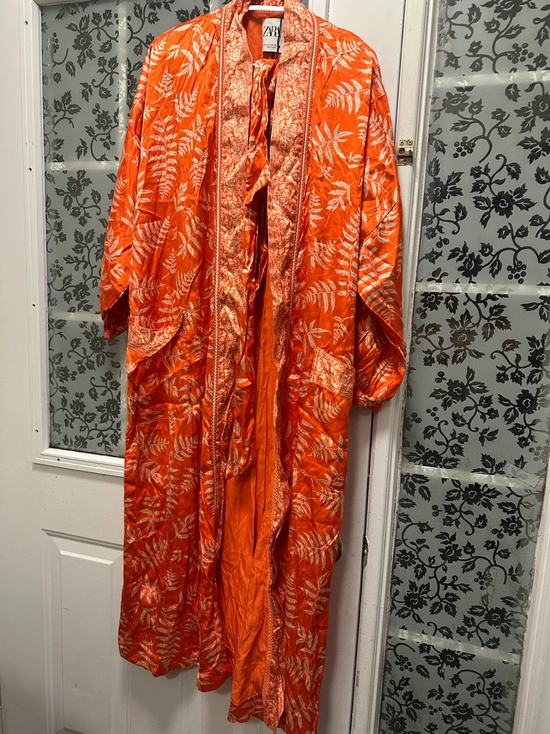 Zara Orange Floral Print Kimono - Size M image indicator(4)