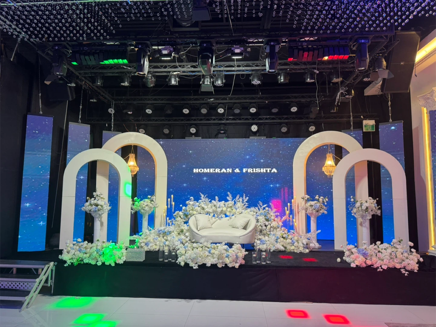 Stage (Wedding decor )panels,centrepieces,backdrops