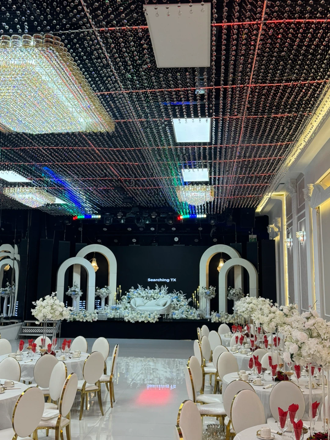 Stage (Wedding decor )panels,centrepieces,backdrops - photo 2