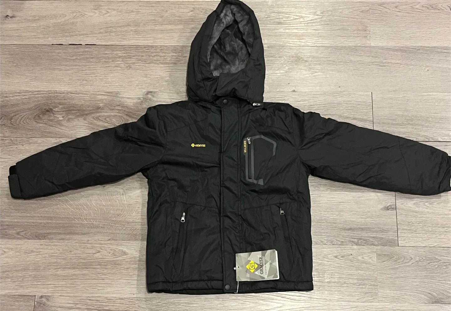 50$ GEMYSE BOY Winter Coat Size M(8) image indicator(2)