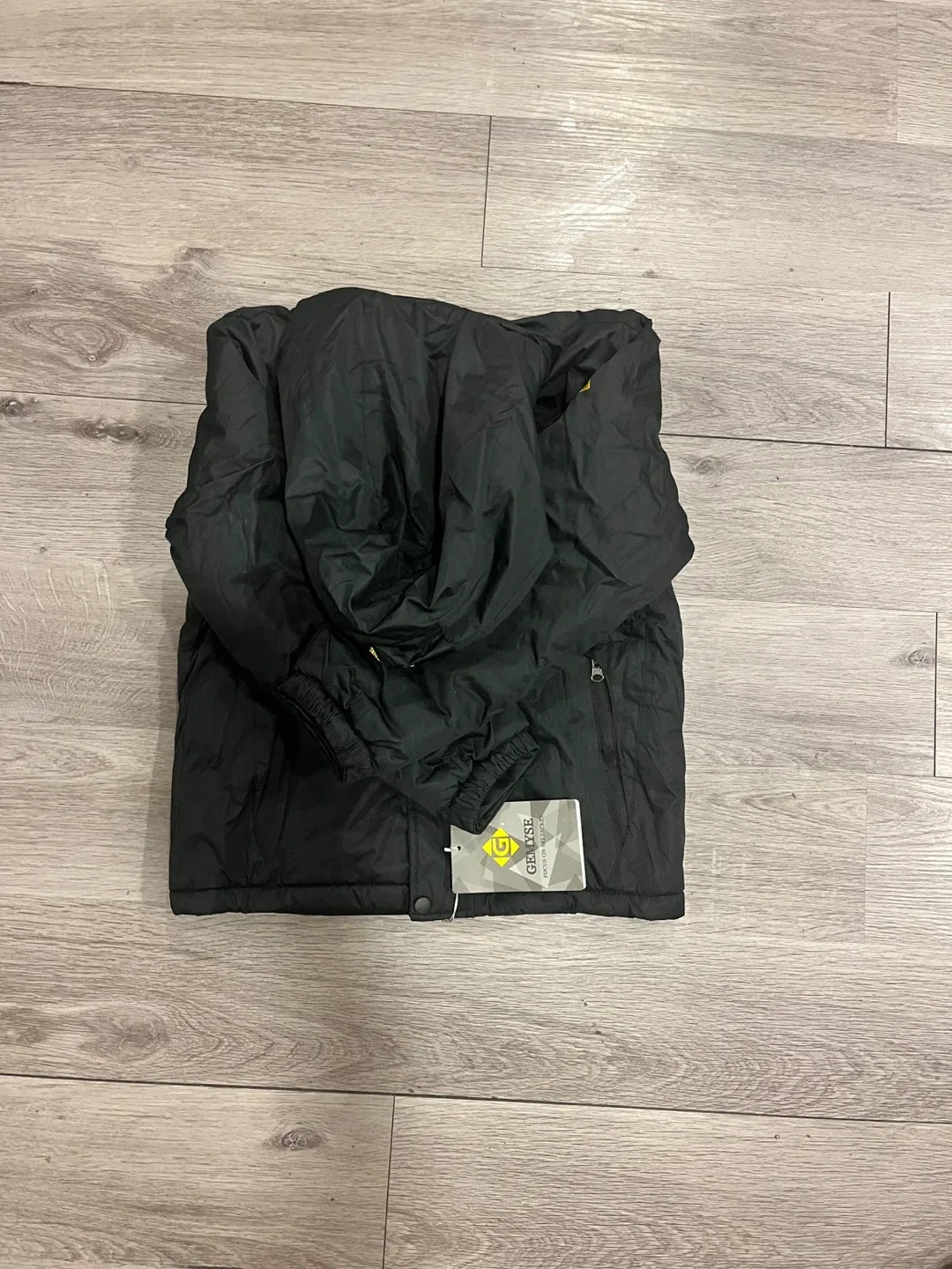 50$ GEMYSE BOY Winter Coat Size M(8) image indicator(6)