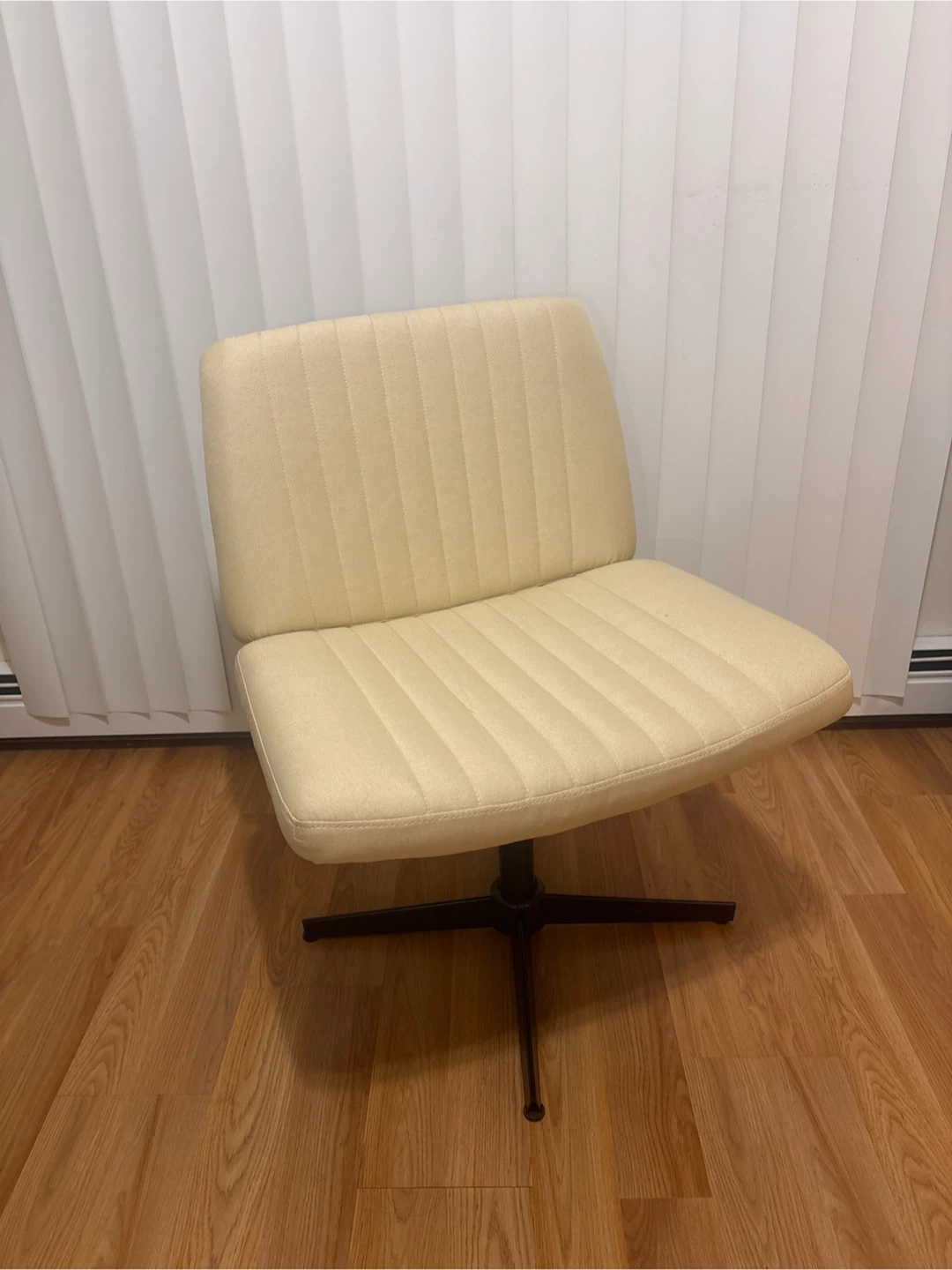 Criss cross office chair