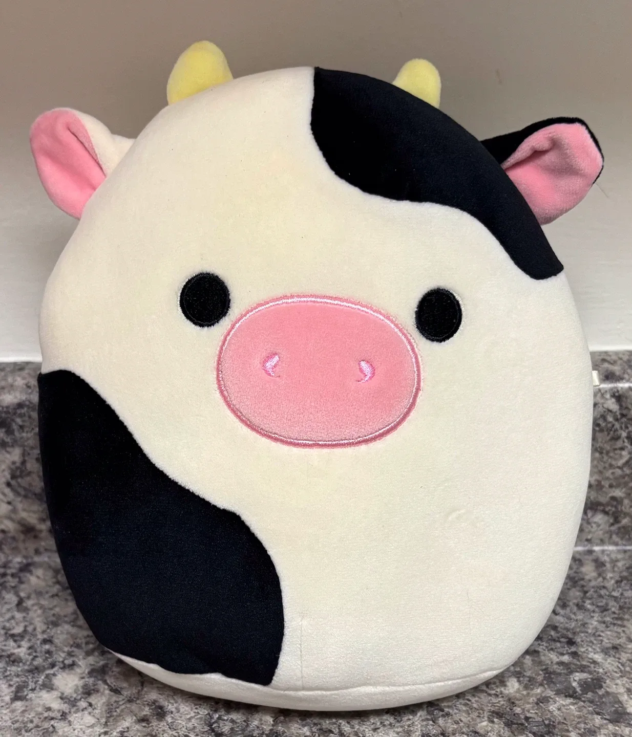 Squishmallow Plush Assorted Cows image indicator(6)
