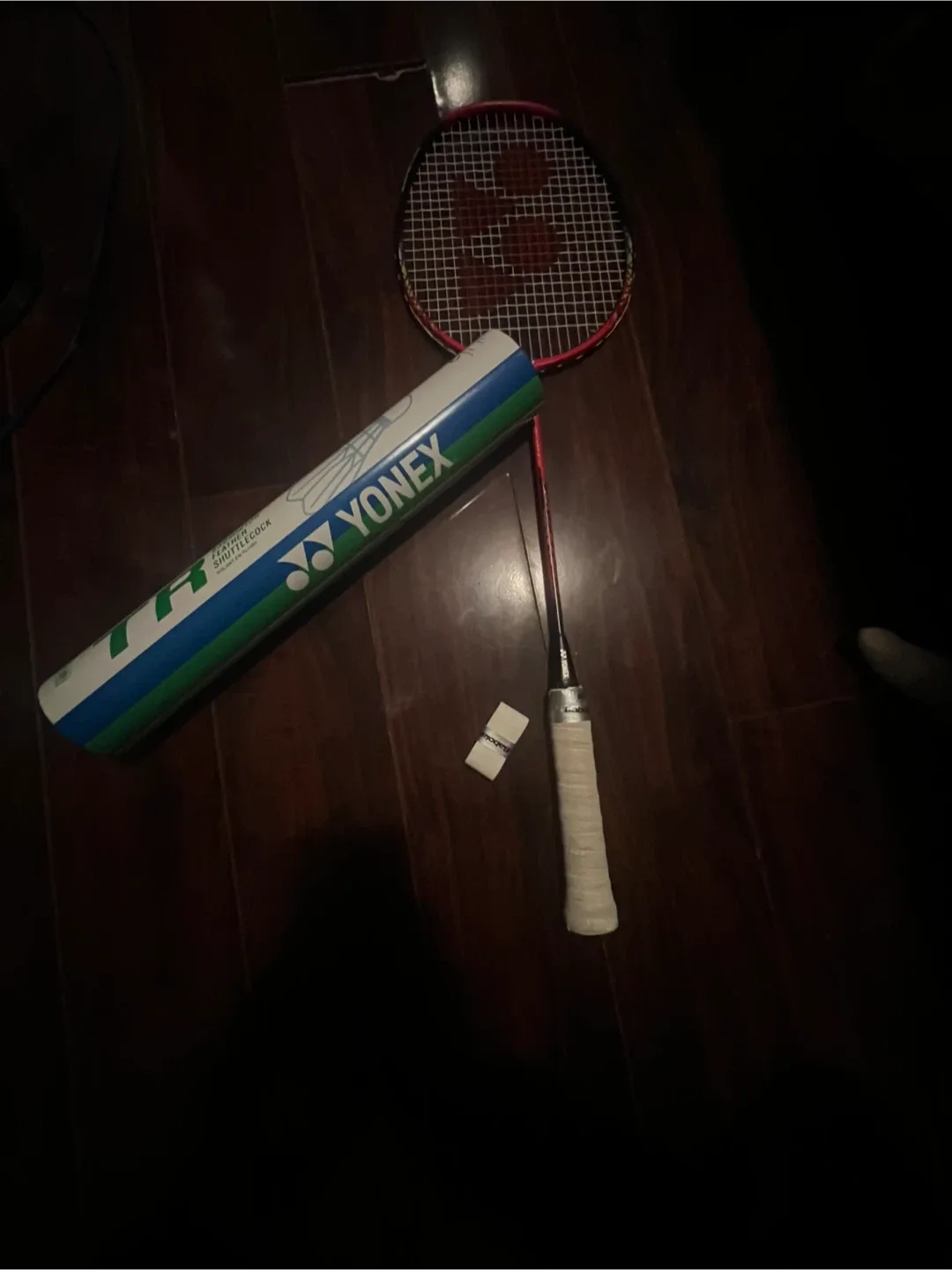 Yonex Badminton Racquet, Shuttlecock & Babolat Grip image indicator(5)