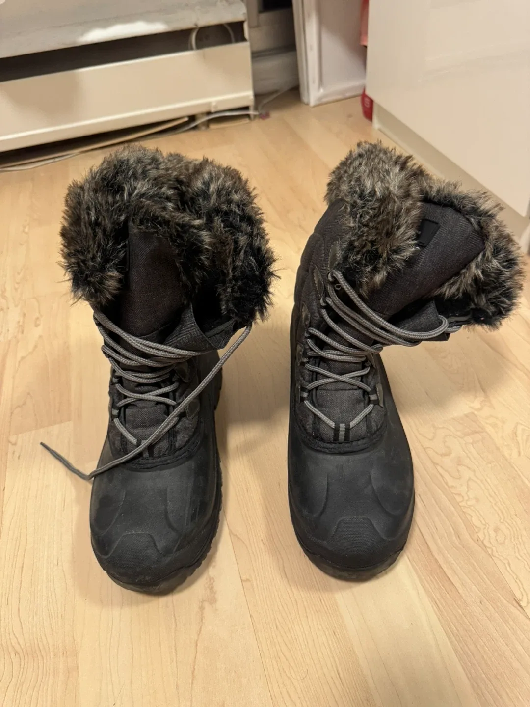 Black Winter Boots Size 10 thumbnail