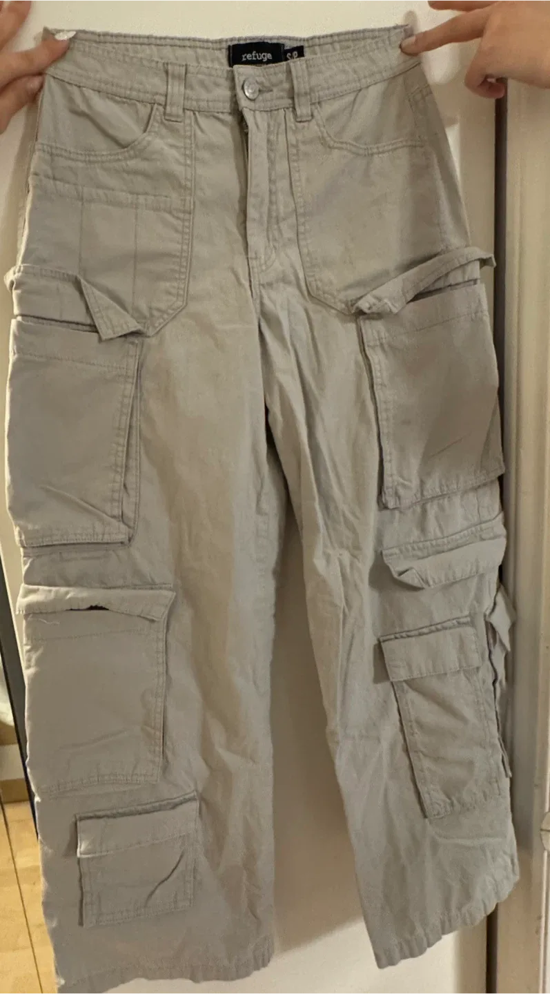 Refuge Grey Cargo Pants Size Small thumbnail