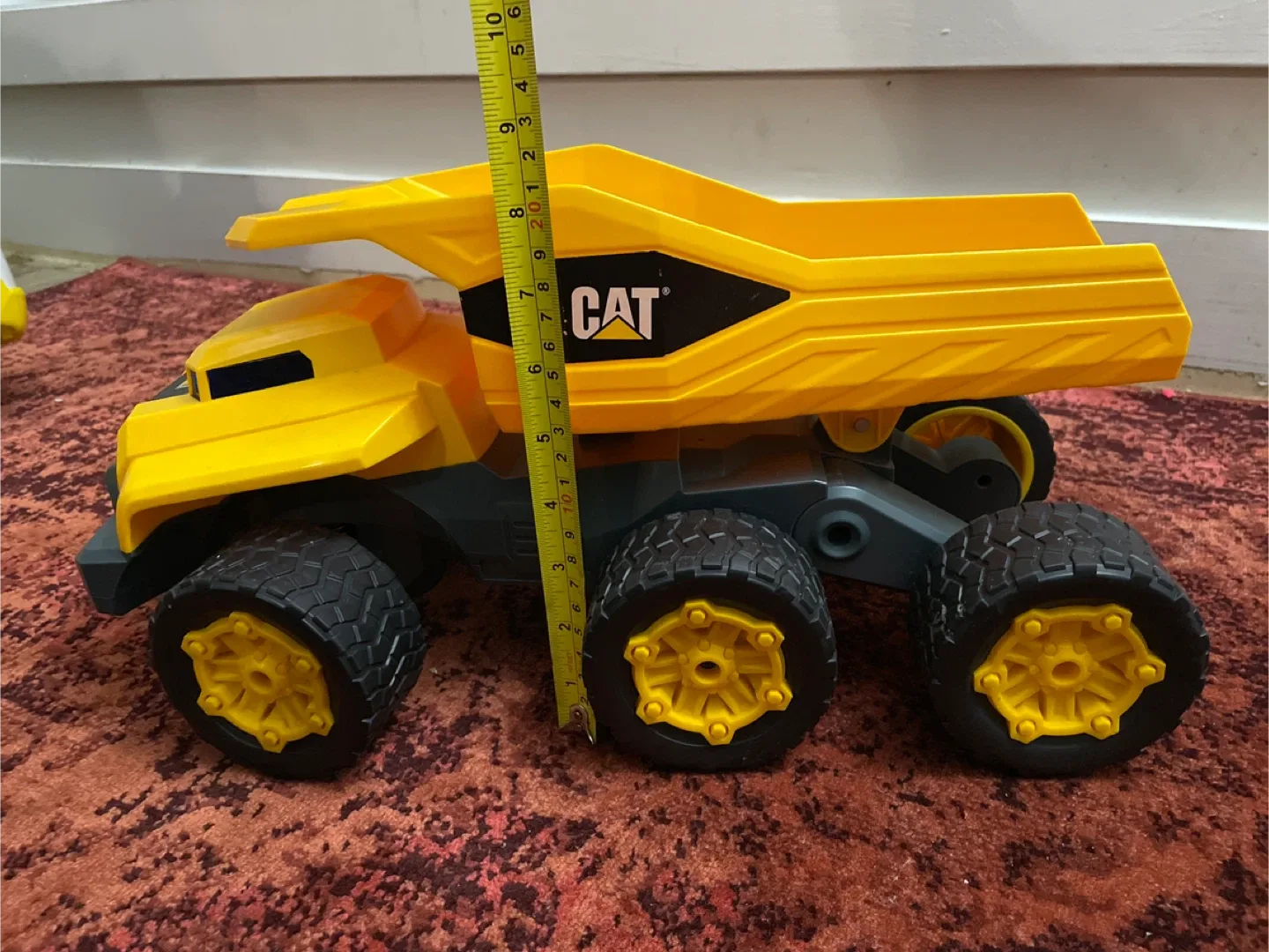 CAT Remote Control Dump Truck - Yellow image indicator(9)