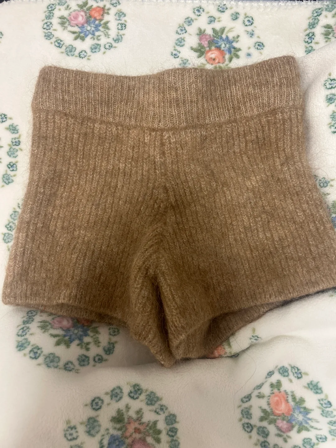 Zara Brown Knit Shorts thumbnail