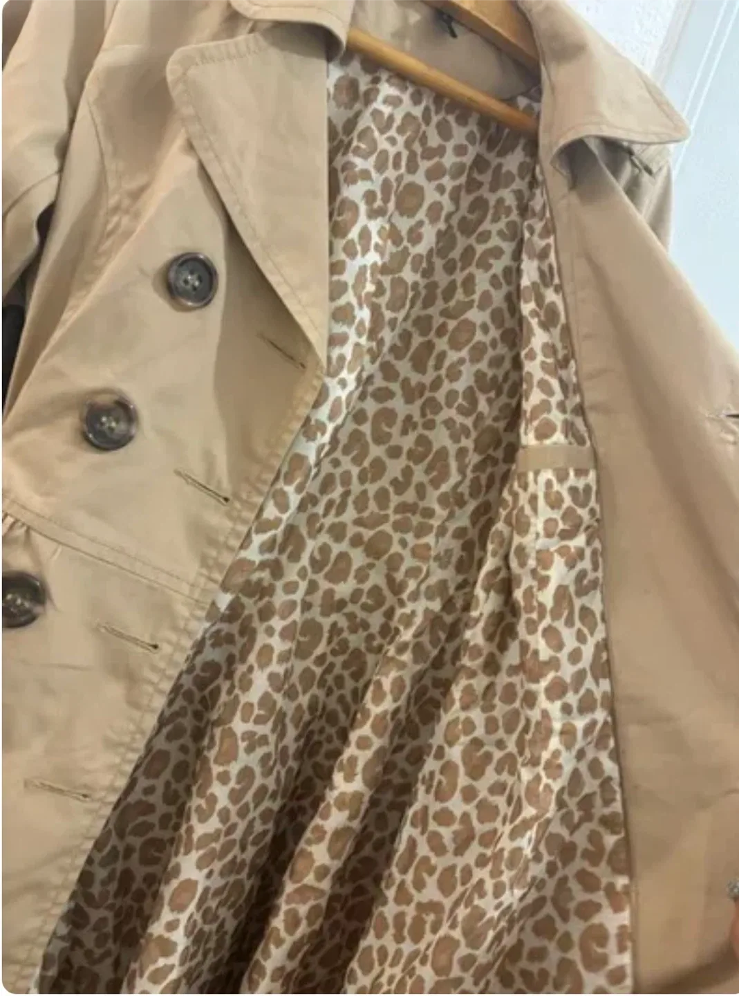 Divided by H&M Beige Trench Coat image indicator(2)