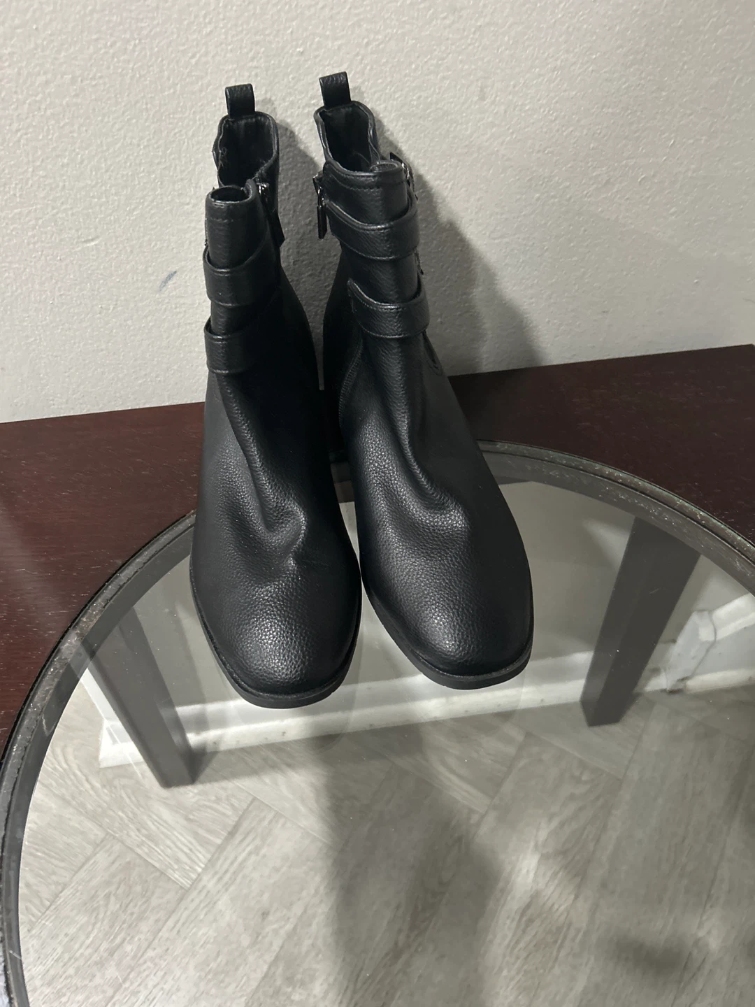 Brand New Reaction by Kenneth Cole size 11