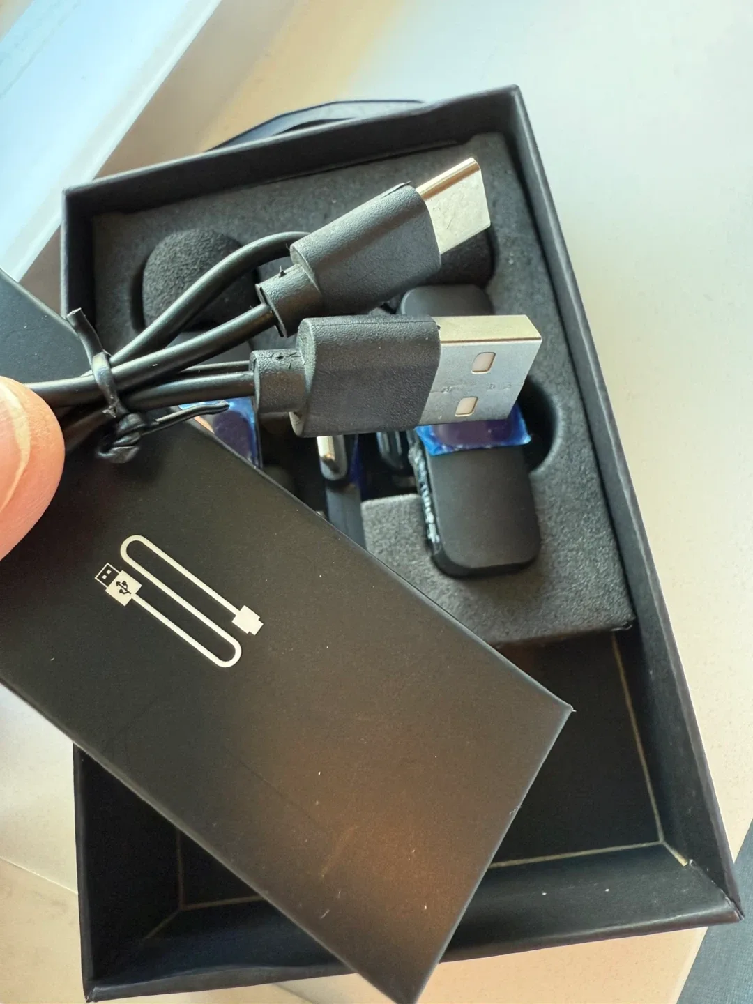 Wireless Mini Microphone for IPhone 📱 image indicator(6)