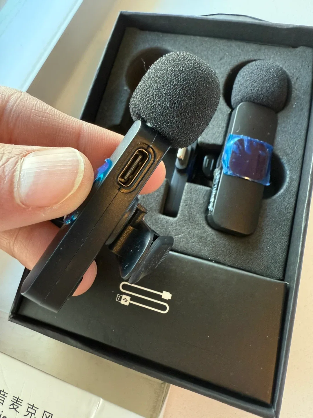 Wireless Mini Microphone for IPhone 📱 image indicator(5)