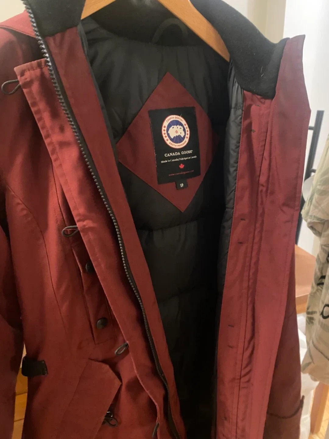 MOVING!!! Canada Goose Kensington Parka S/P image indicator(8)