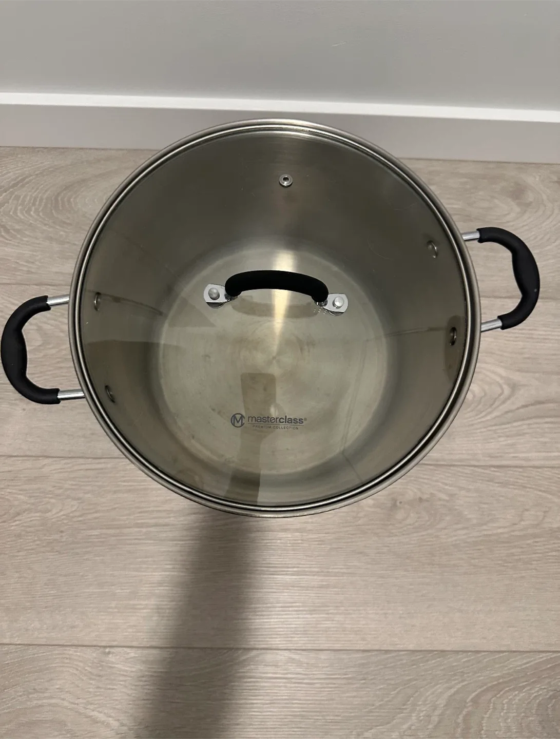 Masterclass Premium Collection Stock Pot with Lid image indicator(2)