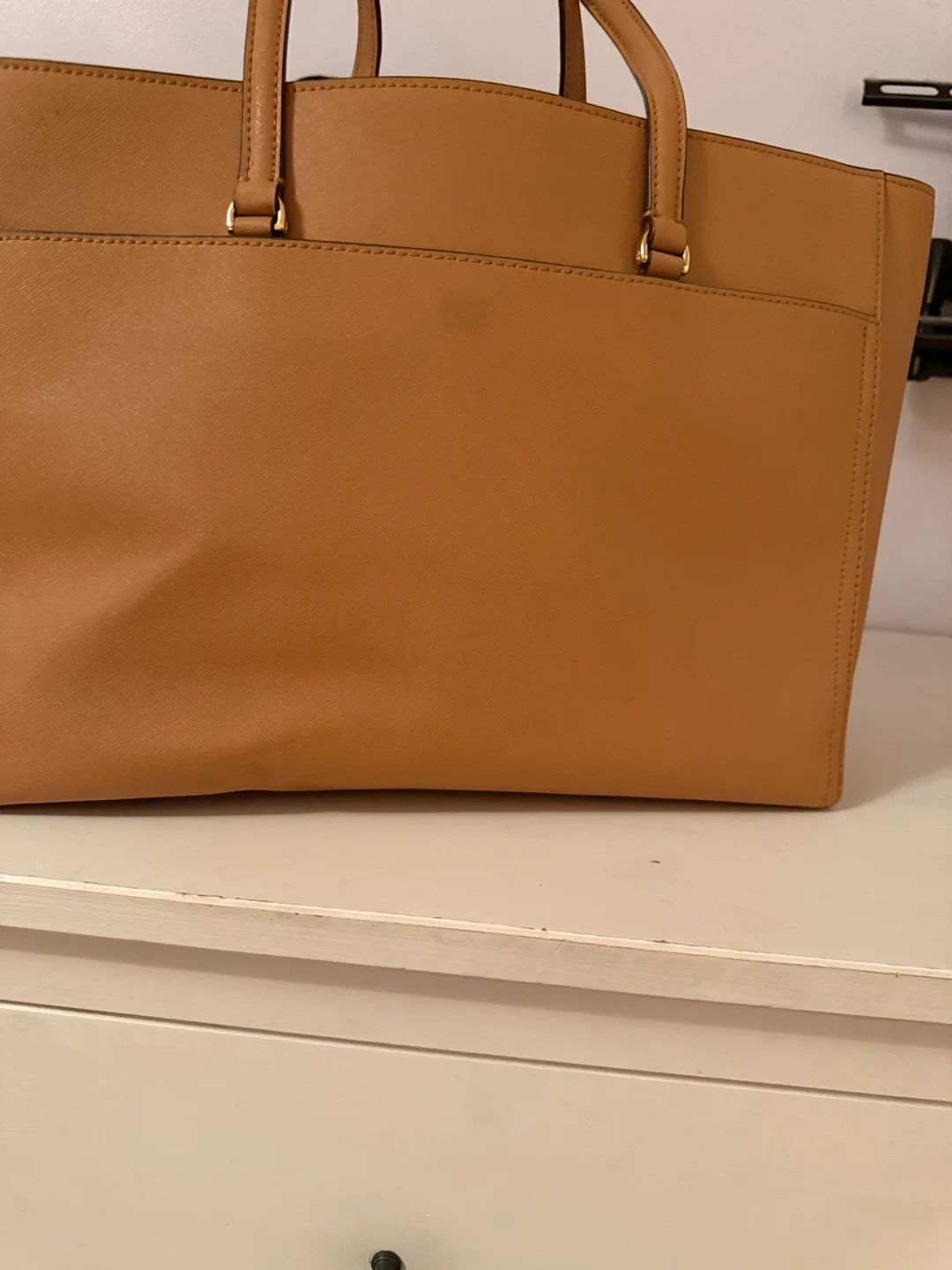 Tory Burch Tan Tote Bag(like new!) image indicator(2)