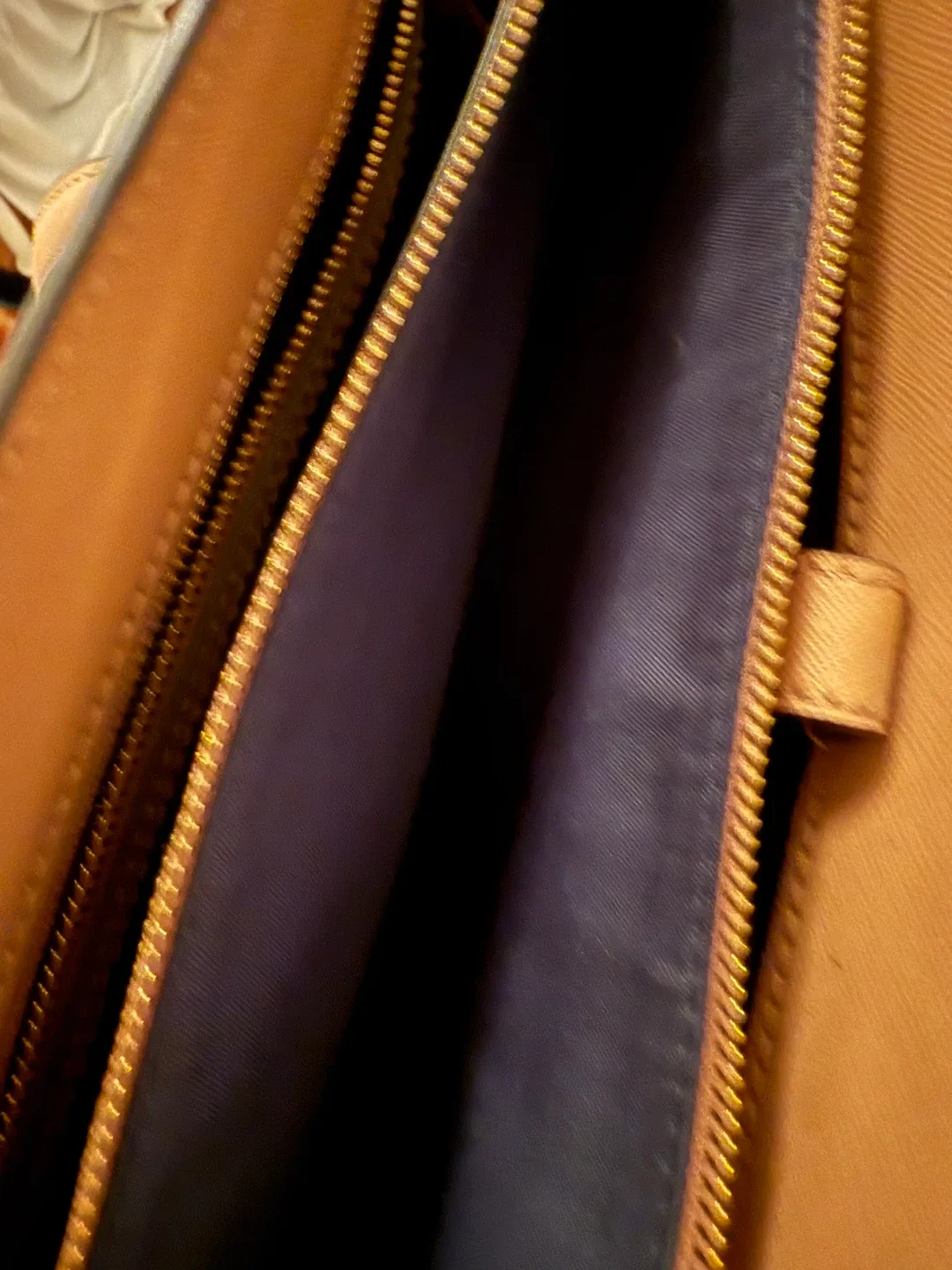 Tory Burch Tan Tote Bag(like new!) image indicator(3)