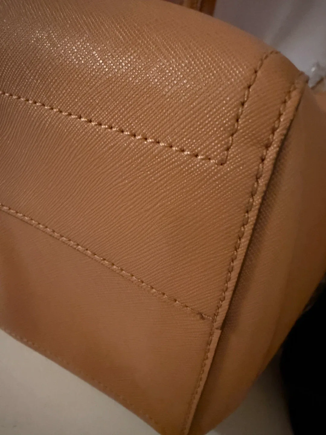 Tory Burch Tan Tote Bag(like new!) image indicator(7)