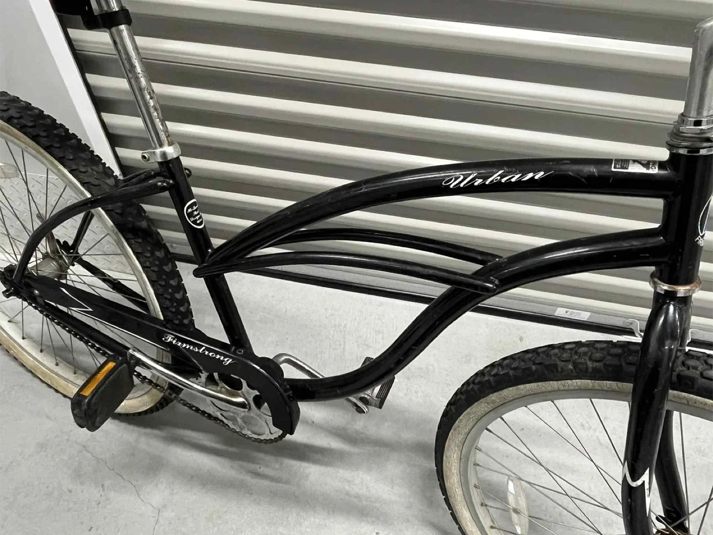 Firmstrong Urban Beach Cruiser Bike image indicator(5)