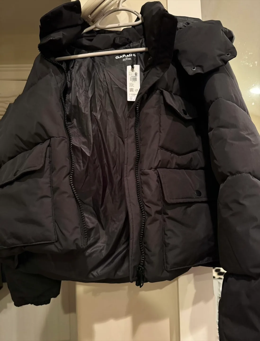 Garage puffer jacket