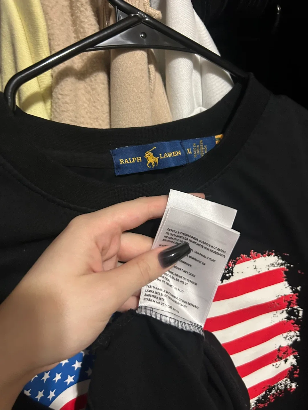 Ralph Lauren Black T-Shirt XL image indicator(4)