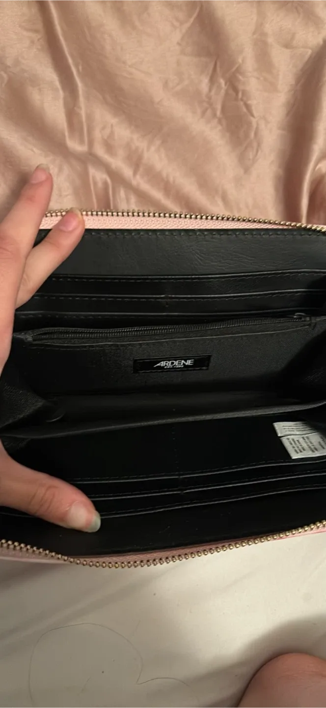 Ardene Marble Pink Wallet image indicator(2)