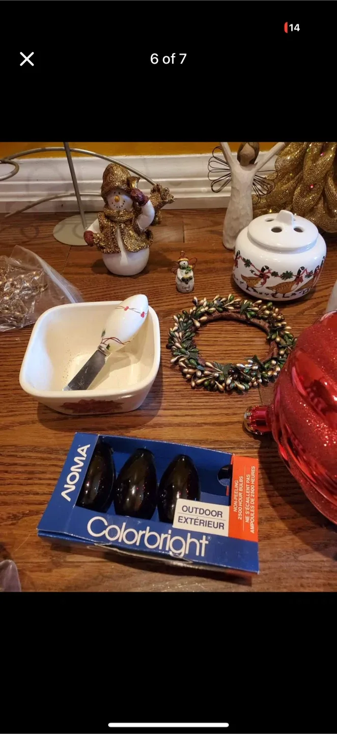 Christmas Decorations and Accessories Bundle image indicator(6)