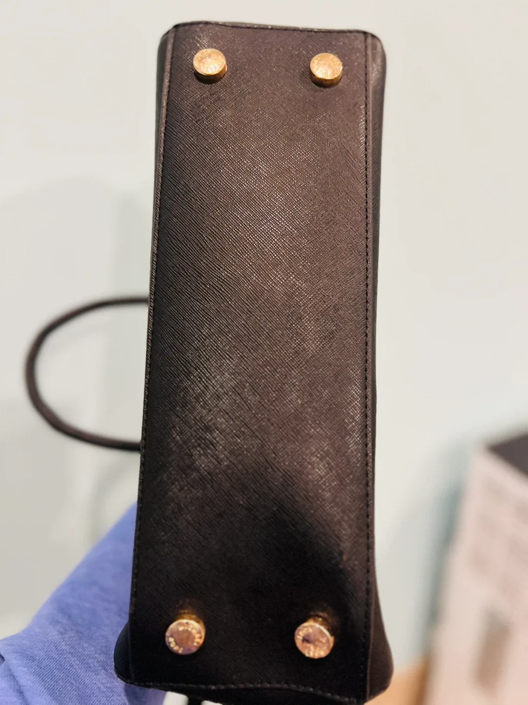 Michael Kors Black handbag image indicator(4)