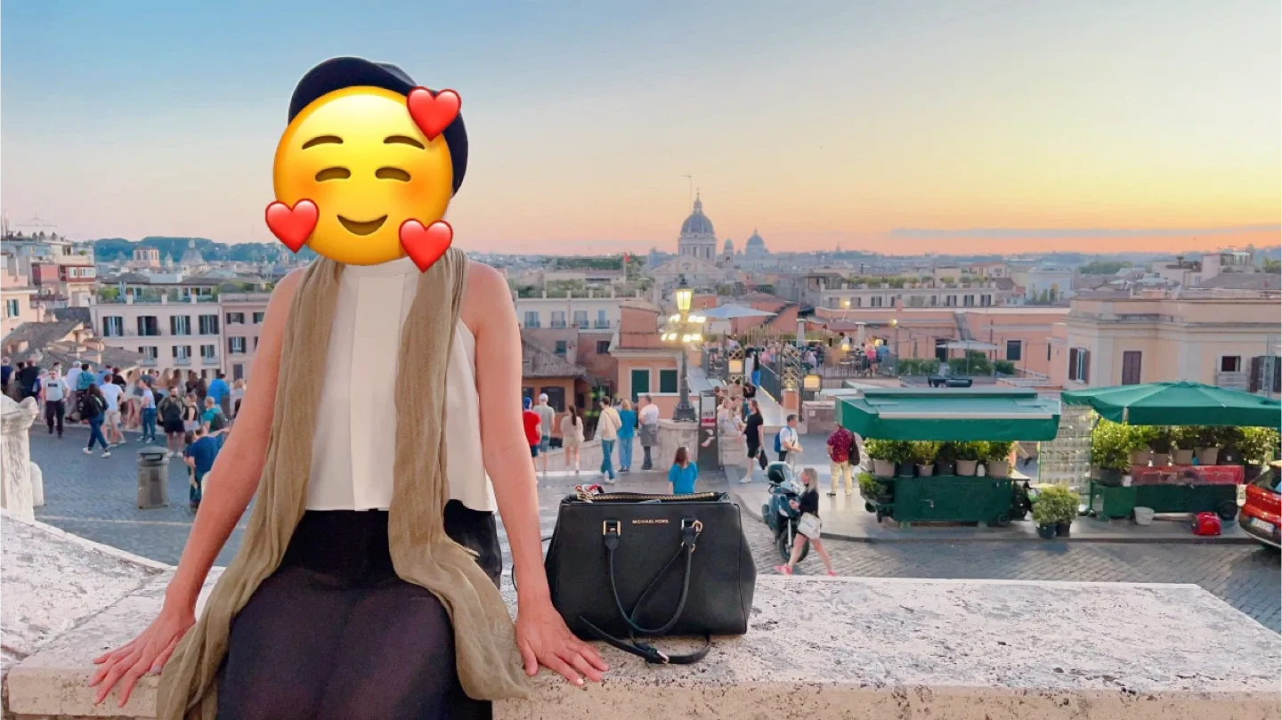 Michael Kors Black handbag image indicator(5)